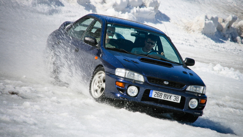 Illustration for article titled The Ten Best Ways To Improve Your Winter Driving